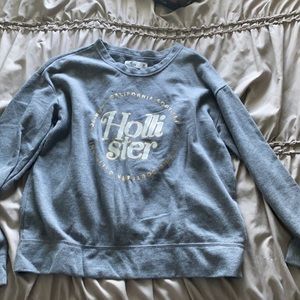 Hollister sweatshirt